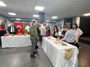 Azerbaycan’ın sanat ve kültür mirası Almanya’da tanıtılıyor