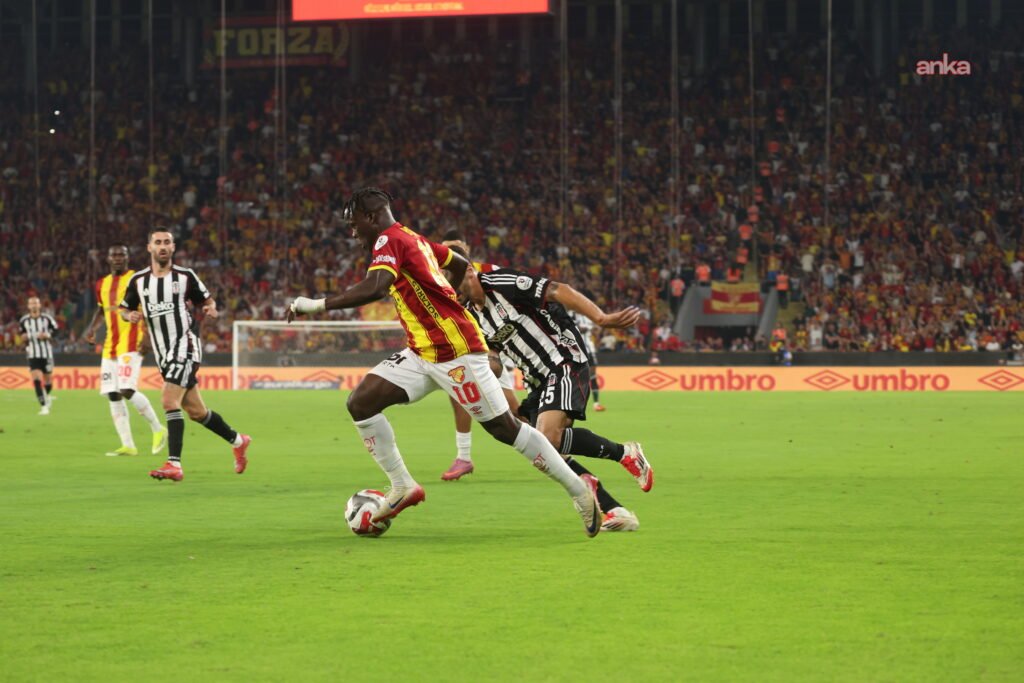 Göztepe sahasında Beşiktaşı 3-0 mağlup etti