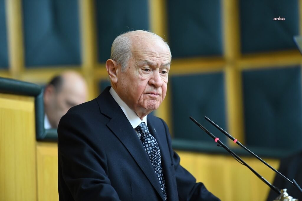 Devlet Bahçeli: Askeri seçenek de dahil olmak üzere, İsrail’e karşı sert bir ültimatom vermenin zamanı gelmiştir