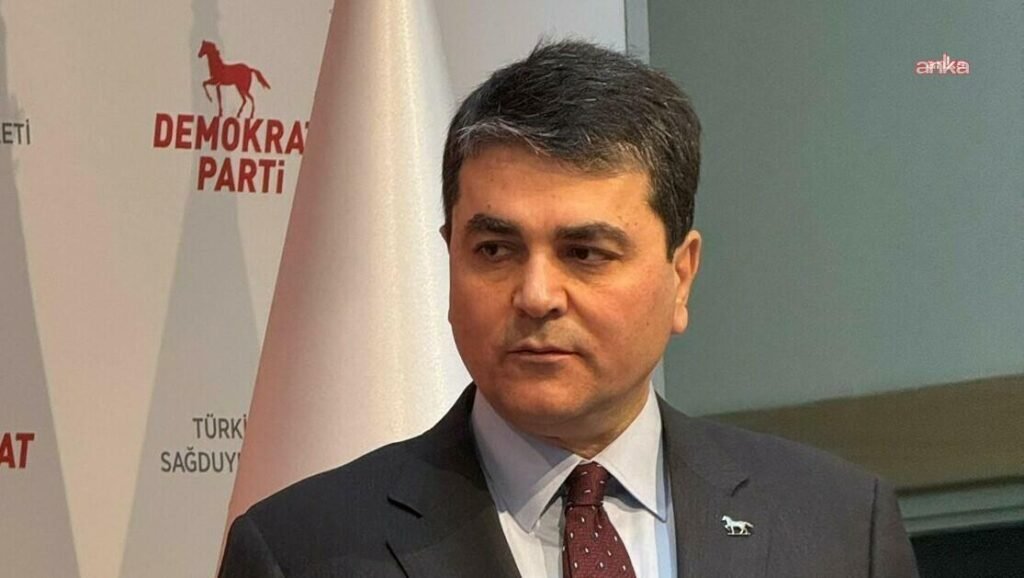 Gültekin Uysal: “AKP iktidarının pusulası oldum olası zaten ‘kuzuyla ağlamaktan, kurtla yemekten’ ibaretti”