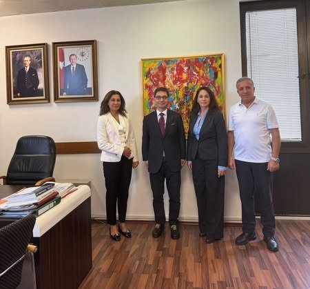 CHP Münih Birliği’nden Münih Başkonsolosuna nezaket ziyareti