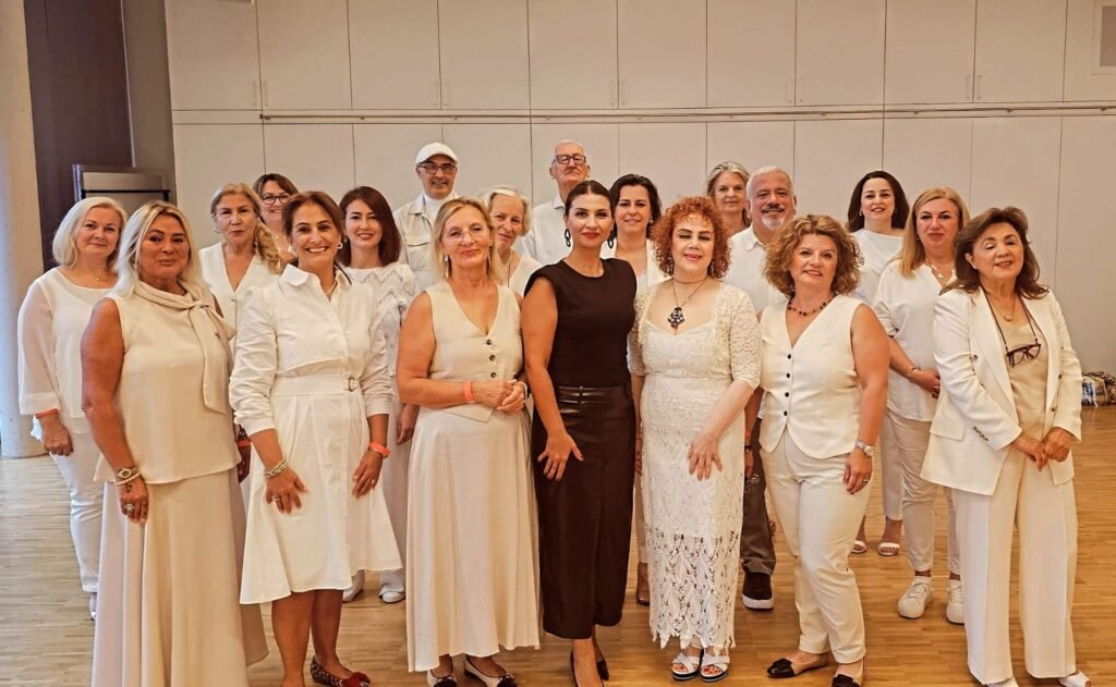 Cumhurbaşkanı Steinmeier’den Menekşe korosuna ziyaret