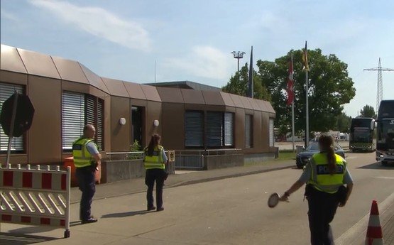 Almanya’da sınır kontrolü tartışması…CDU Milletvekili Abraham: “Sınır kontrolleri kalıcı olmamalı”