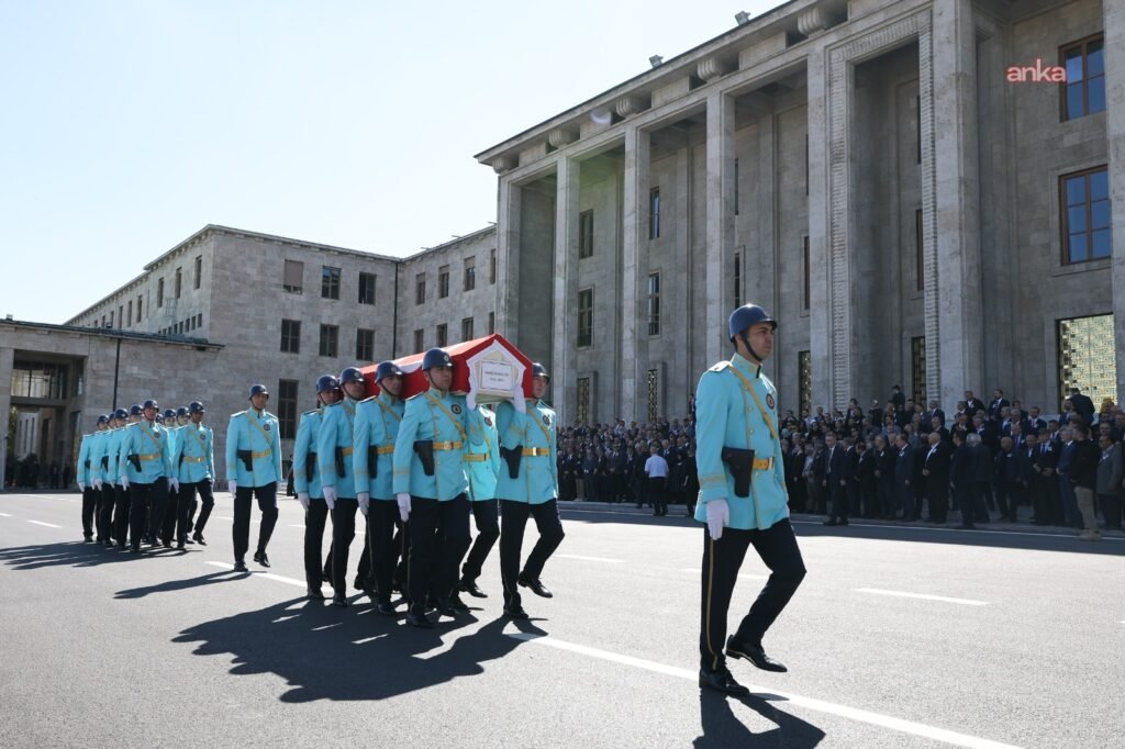 Maraş Katliamı Davası’nda yargılanan eski Milletvekili Ökkeş Şendiller için TBMM’de cenaze töreni düzenlendi