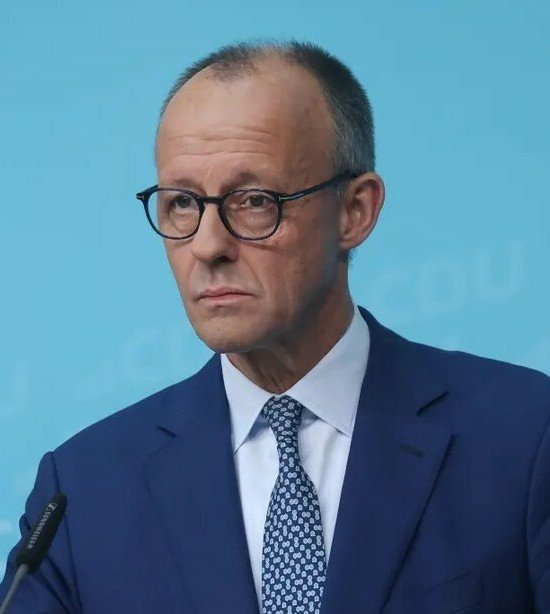 Almanya Başbakanı Merz, göçmen tartışmasındaki “şehir görünümü” açıklamasında ısrarcı: “Çocuklarınıza, kızlarınıza sorun”