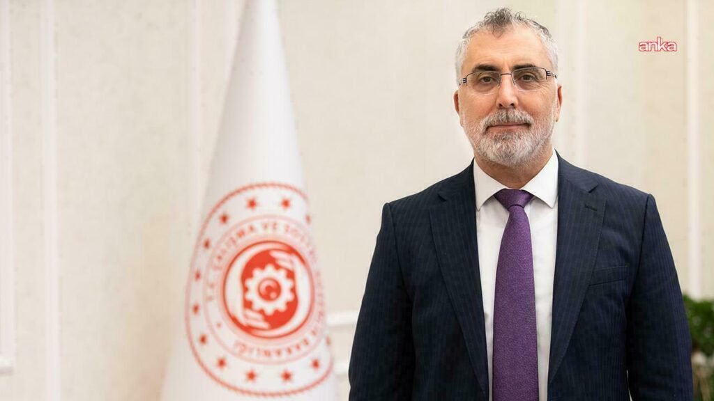 Bakan Işıkhan: “Bugün itibarıyla 889’u kanser ilacı olmak üzere toplam 8 bin 715 ilaç geri ödeme kapsamında”