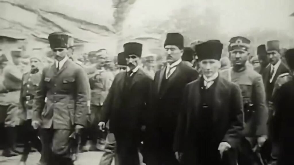 Muhittin Böcek: 10 Kasımlar yas değil, yemin günümüzdür