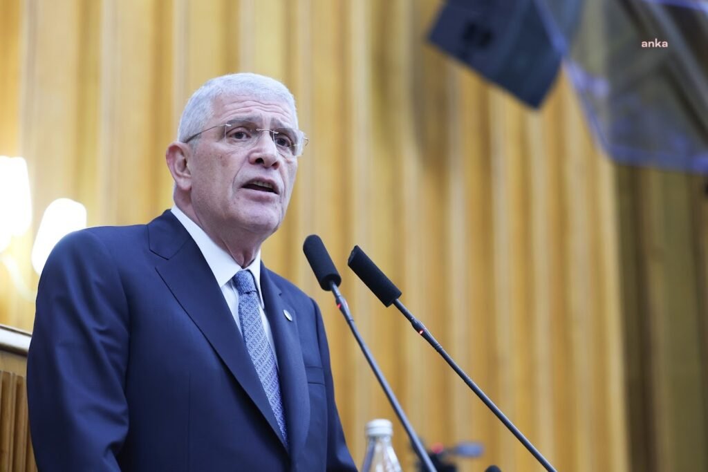 Müsavat Dervişoğlu: Kıymetli sanatçımız Muazzez Abacı’nın vefatını derin bir üzüntüyle öğrendim