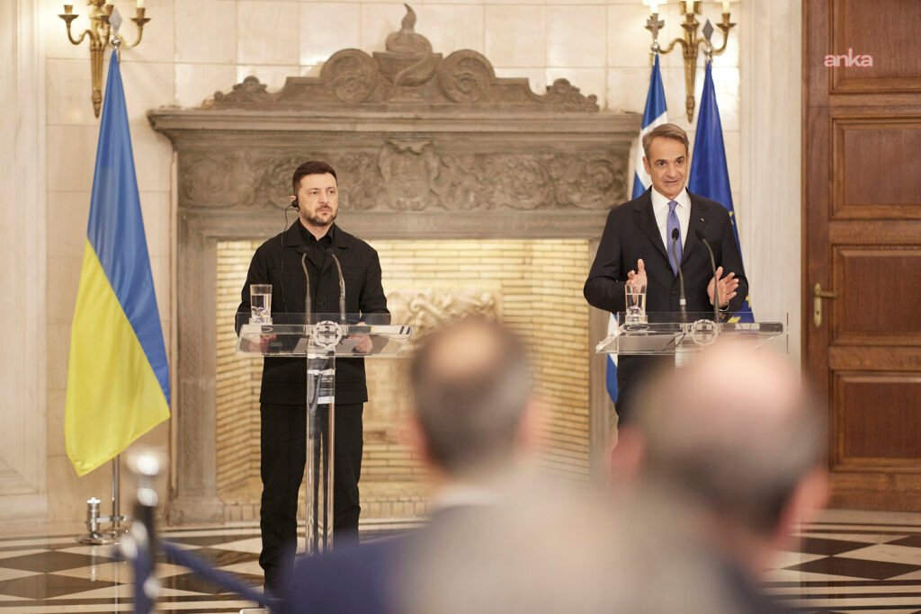 Volodimir Zelenski Atina’da… Ukrayna ve Yunanistan arasında LNG anlaşması imzalandı