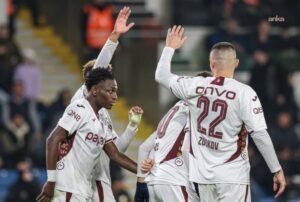 Trabzonspor, Başakşehir’i 4-3 mağlup etti