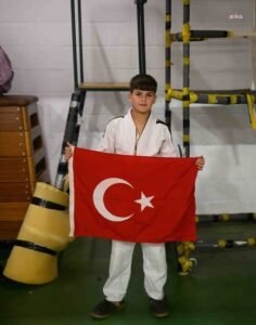 Minik Judocu Abdülhakim Yağar altın madalya kazandı