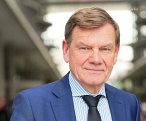 Almanya’nın dış temsilciliklerinde yeni uygulama: Cumhurbaşkanının yanına dışişleri bakanının portresi de asılacak