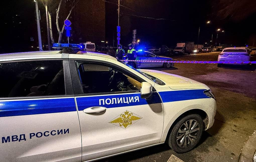 Moskova’daki patlamada 2 polis ve gözaltına almaya çalıştıkları kişi öldü