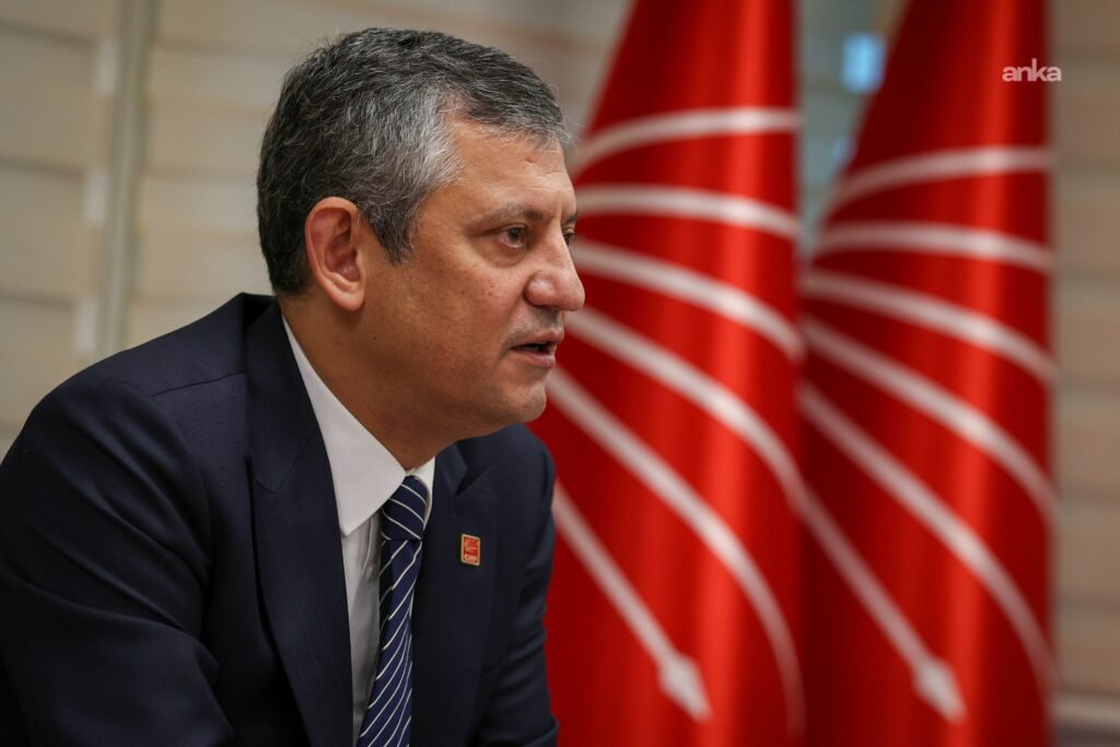 CHP Genel Başkanı Özel, Fenerbahçe Başkanvekili Salar ile görüştü