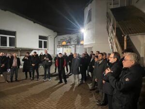 Hannover’de camilere İsrail ordusunu simgeleyen “IDF” yazıldı 3 Hannover Cami 04