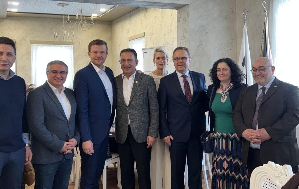 Nürnberg Başkonsolosu Cebeci: Türkiye-Almanya ilişkileri daha fazla iş birliğiyle gelişir