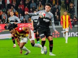 Göztepe, sahasında Fatih Karagümrük’ü 2-1 yendi