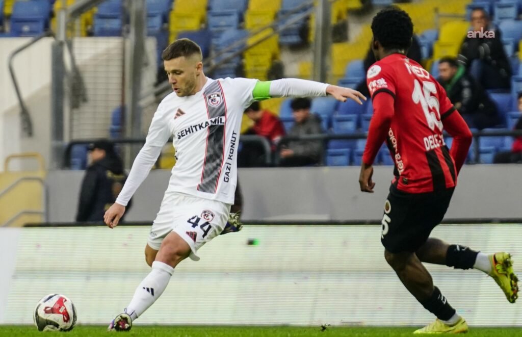 Gençlerbirliği, Gaziantep FK’yi 2-1 mağlup etti