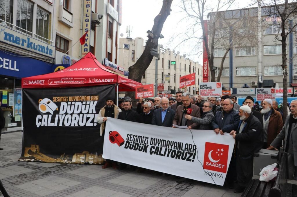 Saadet Partisi’nden “Sesimizi duymayanlara düdük çalıyoruz” eylemi