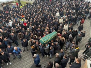 Almanya’da trende saldırıya uğrayan kontüktör Serkan Çalar memleketine uğurlandı