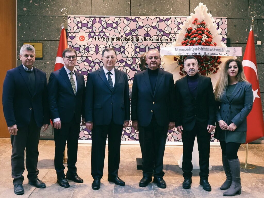 Türkiye’nin Berlin Büyükelçiliği’nde deprem anma töreni