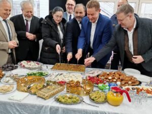 Almanya’nın Fürth kentinde düzenlenen bayramlaşma programında birlik ve dayanışma mesajları verildi