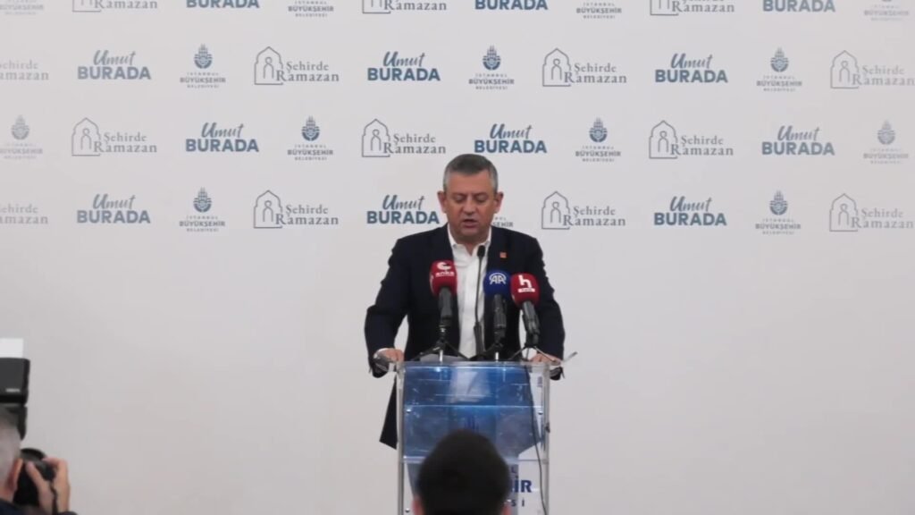 Özgür Özel: “Son söz aziz milletindir, herkesin boynu milletin kararı karşısında kıldan ince olmalıdır”