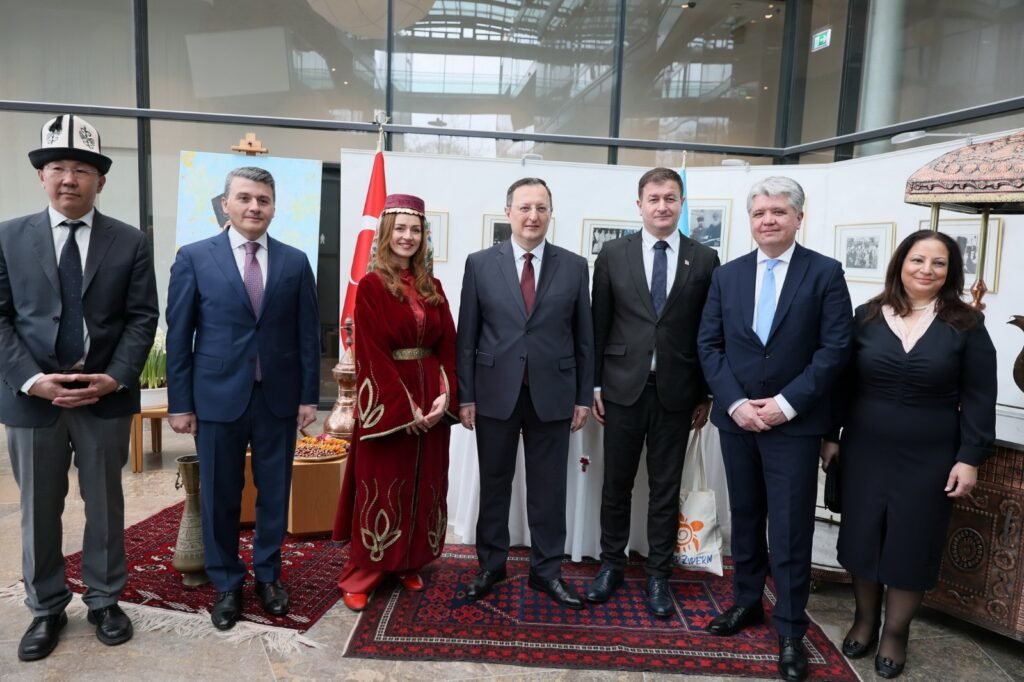 Almanya’da Nevruz kutlamasında birlik, dayanışma ve doğa vurgusu