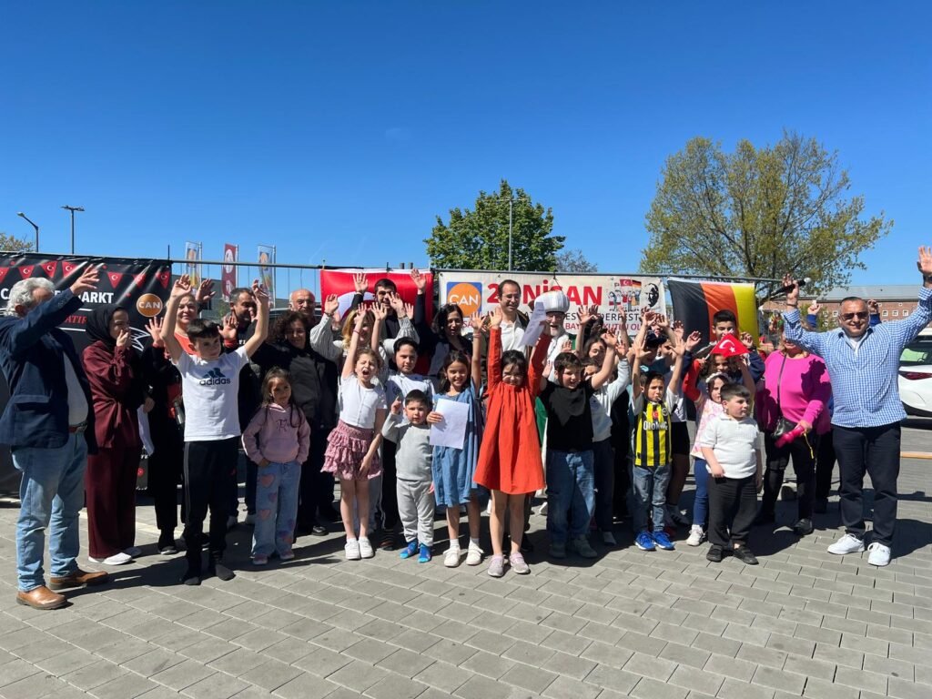 İş insanı Hakan Can: 23 Nisan Egemenliğin Saraylardan Alınıp Halka Verildiği Gün