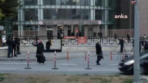 Sanatçı Gülben Ergen, Fatma Nur Çelik ve kızının ölümüyle ilgili tepkisi nedeniyle ifade verdi: “Çok üzgünüm, kırgınım”