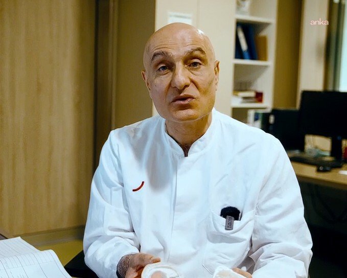 Almanya’da başarılı Türk doktoru iki hastaya yapılan triküspit kapağı ile bir ilke imza attı