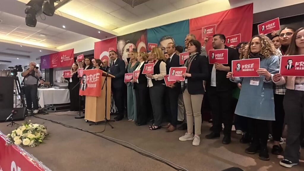 CHP Almanya Federasyonu, Köln’de “İstanbul’da direniş, Almanya’da dayanışma” mitingi düzenledi