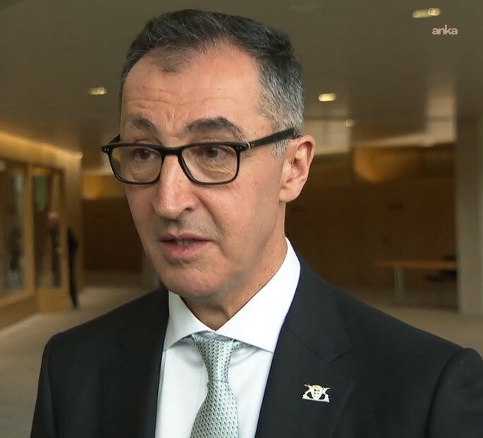 Baden Württemberg Eyaletin yeni başbakanı Cem Özdemir