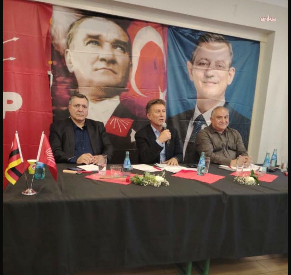 CHP Giessen Birliği’nin “Cumhuriyet” konulu paneli yoğun ilgi gördü