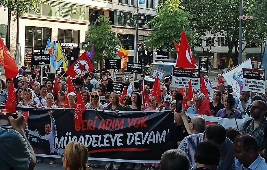 CHP Hamburg Birliği’nden “Mutlak Butlan” ve Polis Müdahalesi Protestosu 1 313847