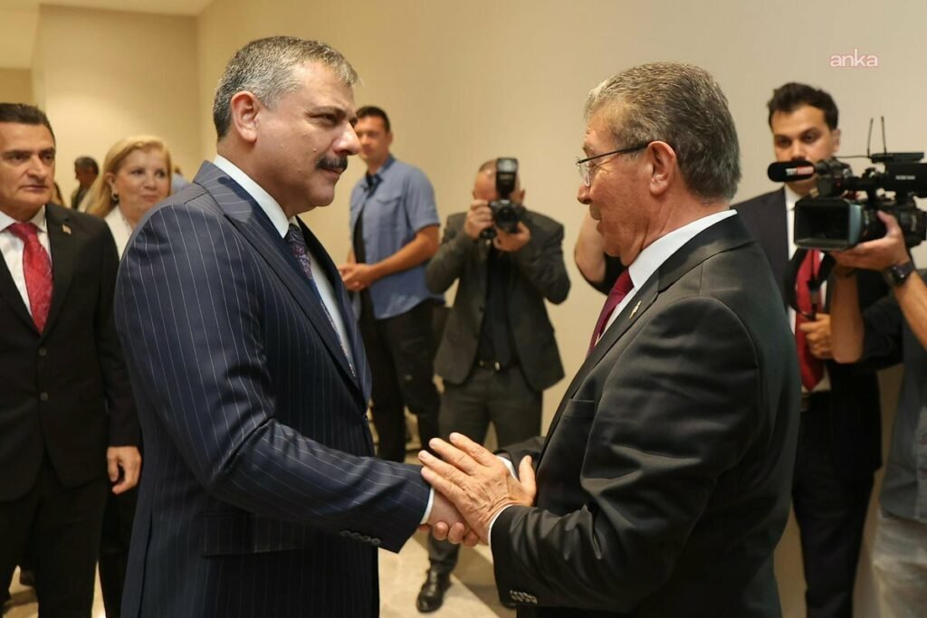 KKTC Başbakanı Ünal Üstel, İçişleri Bakanı Çiftçi’yi kabul etti