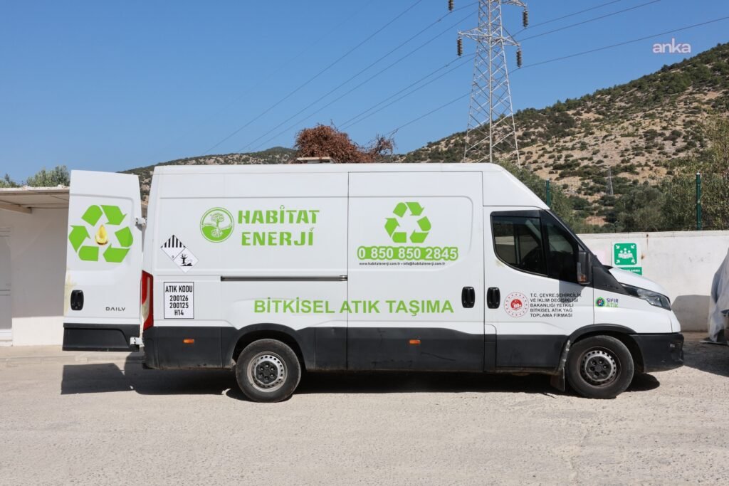 Bodrum Belediyesi, bitkisel atık yağ toplama bidonlarını hizmet noktalarına yerleştirdi