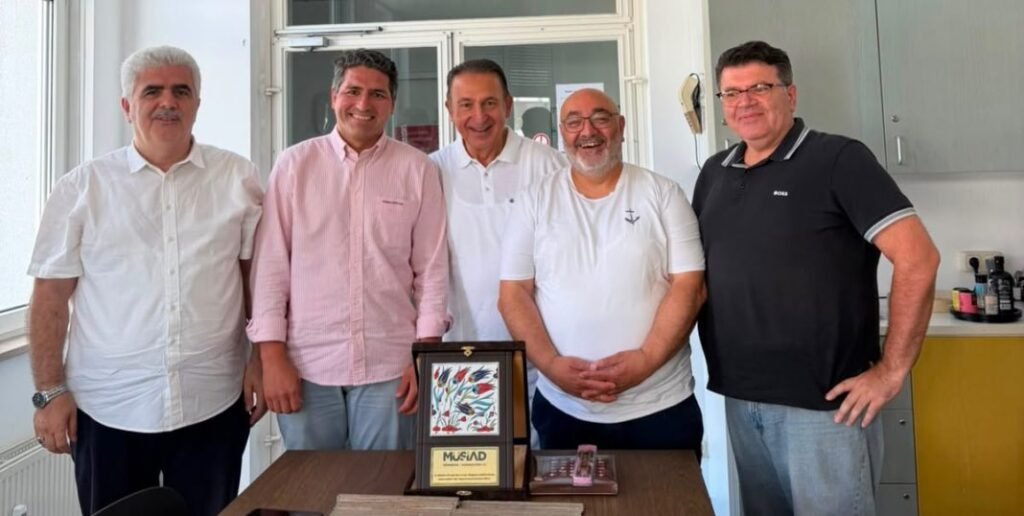 MÜSİAD Nürnberg/Kuzey Bavyera’dan Bavyera Liyakat Nişanlı Dr. İsmail Baloğlu’na kutlama ziyareti