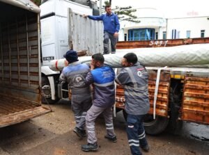Antalya Büyükşehir Belediyesi’nden afetzede üreticilere 657 bin metrekare sera naylonu desteği