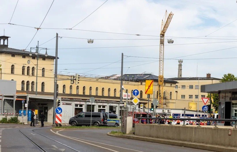 Almanya’nın Augsburg kentinde Türk kuyumcunun önünde patlama