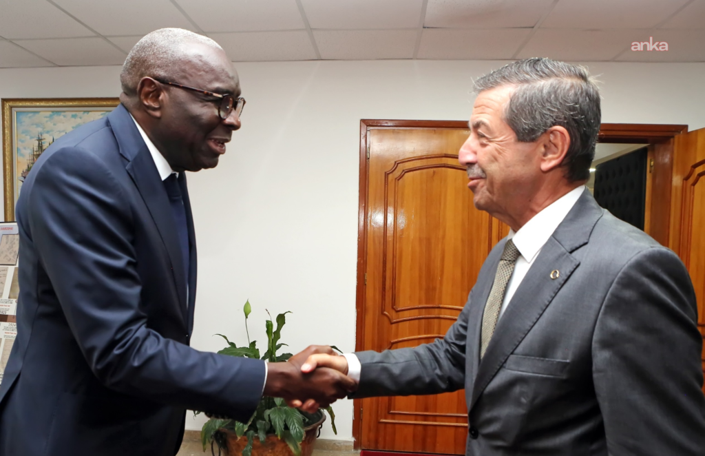 KKTC Dışişleri Bakanı Ertuğruloğlu, BM Genel Sekreteri’nin Kıbrıs Özel Temsilcisi Diagne ile görüştü