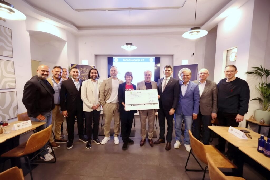 Berlin Fenerbahçeliler Derneği’nden anlamlı bağış