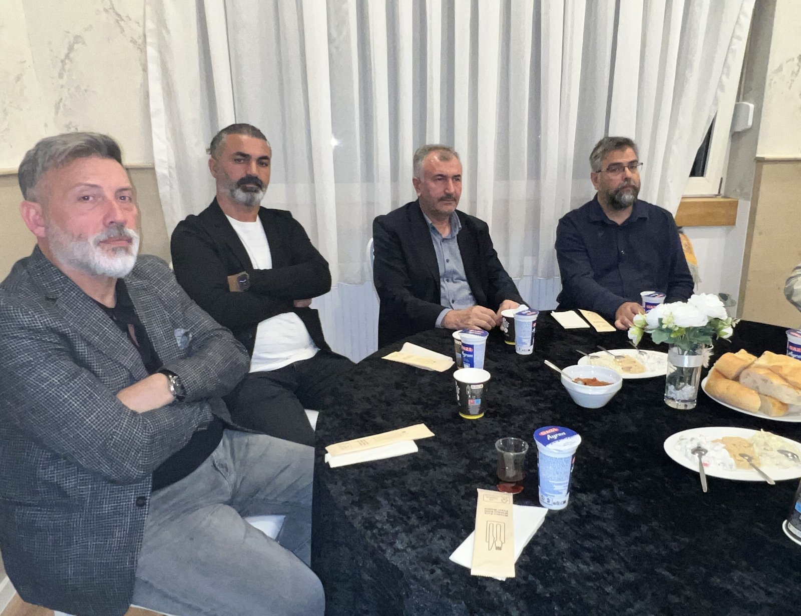 MÜSİAD Avrupa Diplomatik İlişkiler Sorumlusu Haluk Dokur taziyeleri kabul etti 4 06 Haluk Taziye scaled