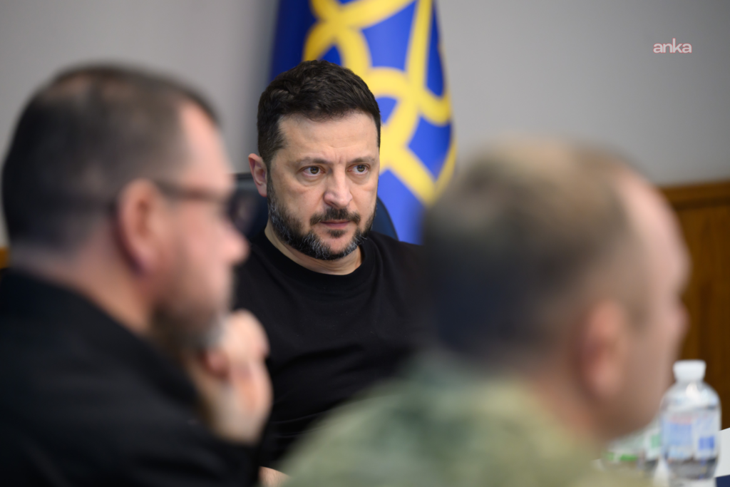 Ukrayna Devlet Başkanı Zelenski’den AB Komisyonu Başkanı Leyen’e teşekkür